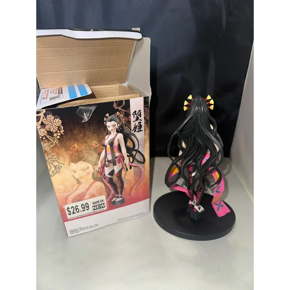 Banpresto Demon Slayer Daki Figure Oni no Sou Vol 7 Version B Kimetsu no Yaiba